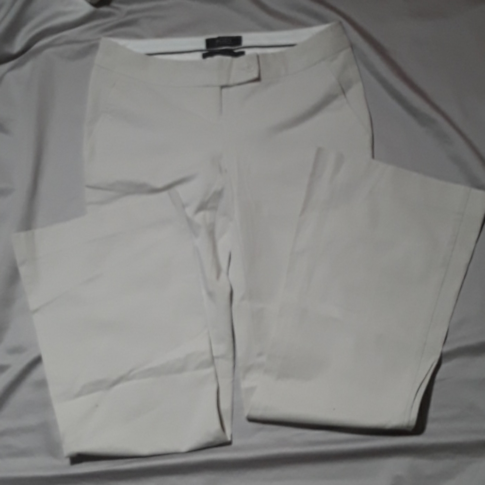 Body by Victoria pants, the Kate fit